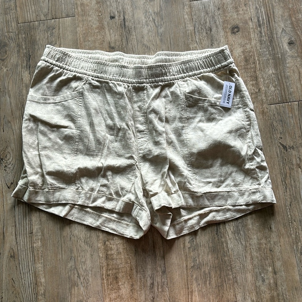Linen shorts
